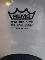 REMO BLACK DOT 18" bass head