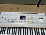 Yamaha electric PIANO