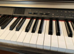 YAMAHA CLAVINOVA CLP-950 DIGITAL PIANO WITH STAND, Dark Rosewood