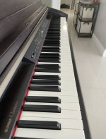 Yamaha Clavinova CLP-240 Piano