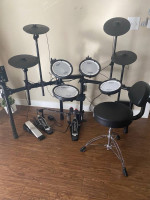 Roland Electronic Drums, DW Double Pedal, Mapex Chair