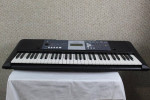 Yamaha 61-key Electronic Keyboard YPT-230 385 Voices 102 Songs