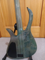 DEAN B2 Bromberg Bass w/ Fishman piezo Bridge