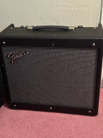Selling my D’angelico semi-hollow + Amp (WHOLE SET!)