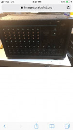Peavey XRD680S powered mixer