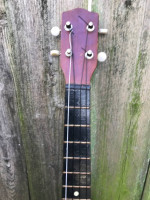Old Baritone Ukulele