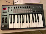 Launchkey 25 midi controller by Novation - tested/works great!