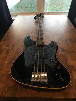 Black Fender Aerodyne special jazz bass