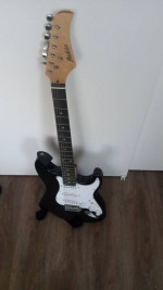 like new Audster electric guitar 🎸