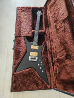 1986 Carvin USA V220 Electric Guitar w/ OHSC - Trades?