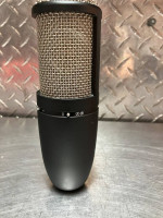 AKG Pro Audio P420 Dual Capsule Condenser Microphone, Black