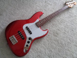 Fender CIJ Jazz Bass red.