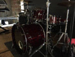 Tama Drum Set