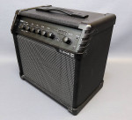 Line 6 Spider V 20 Guitar Amplifier with Effects Used