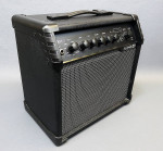 Line 6 Spider V 20 Guitar Amplifier with Effects Used