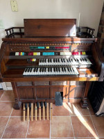 THOMAS 1776 ORGAN