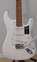 Fender Player Stratocaster w/hsc