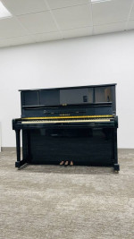 1984 Yamaha UX1 (U1) Piano in EXCELLENT Condition. Made in Japan