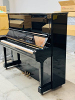 1980 Yamaha U3H (U3) Piano in EXCELLENT Condition. Made in Japan