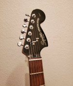 Fender Squier Stratocaster Standard | HSS Duncan JB | Locking Tuners