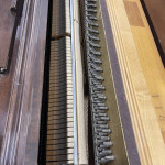 Yamaha M203 American Console Piano