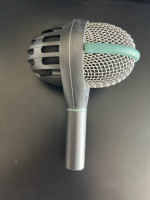 AKG D112 Mic