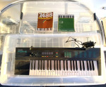 Yamaha PSR-6 Keyboard plus books