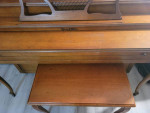 PIANO LIKE NEW ! OBO
