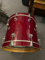 20" Dw Collector's Series Maple, X-Shell Bass Drum - Red Sparkle