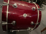 20" Dw Collector's Series Maple, X-Shell Bass Drum - Red Sparkle