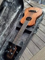 Kala UBass - Solid Mahogony