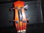 Dynelectron Longhorn (Danelectro copy) Fretless Bs w/ cs