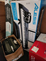 ALESIS HARMONY 61 KEYBOARD - NEW IN BOX
