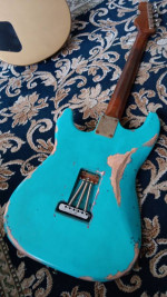 fender aged relic'd stratocaster