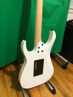 Ibanez RG450DXB Pearl White w Floyd Rose & Killswitch (Pro-Setup)