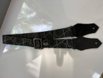 Get'm Get'm Guitar Strap Black 2 in.