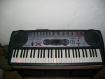 CASIO LIGHT UP TEACHING PIANO KEYBOARD WITH 100 SONGS AND MORE