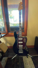 Squier Classic Vibe Bass VI