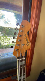 Squier Classic Vibe Bass VI