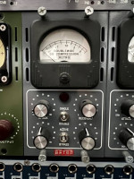 Retro Instruments Doublewide Compressor