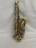 Vintage Mirage Alto Saxophone Serial #380627 Plus Accessories