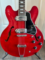 2001 Epiphone Casino Cherry Red Hollow Body Electric Guitar - $800 OBO