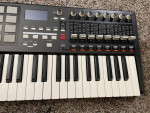 Akai MPK49 Midi Controller