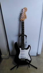 Fender Squire Stratocaster 2002 Black