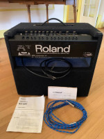 Roland KC500 Keyboard Amp