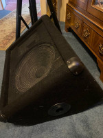 Giant stand and Crate speaker with amp