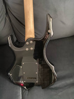 Electric guitar
