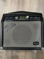 Fender G DEC 15 amp