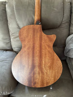 Left handed Acoustic/electric guitar