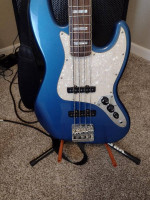 Classic Vibe 60's Jazz Bass/with custom options